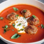 Tomatensuppe mit Hackbällchen